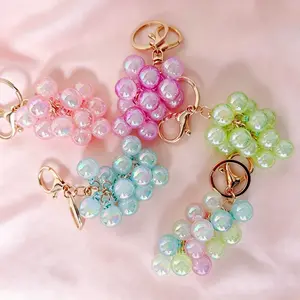 Grape Keychains, Creative Cute Bubble Jelly Grape Cluster Keychain Emulational Fruit Car Key Students' School Bag Pendant Gift