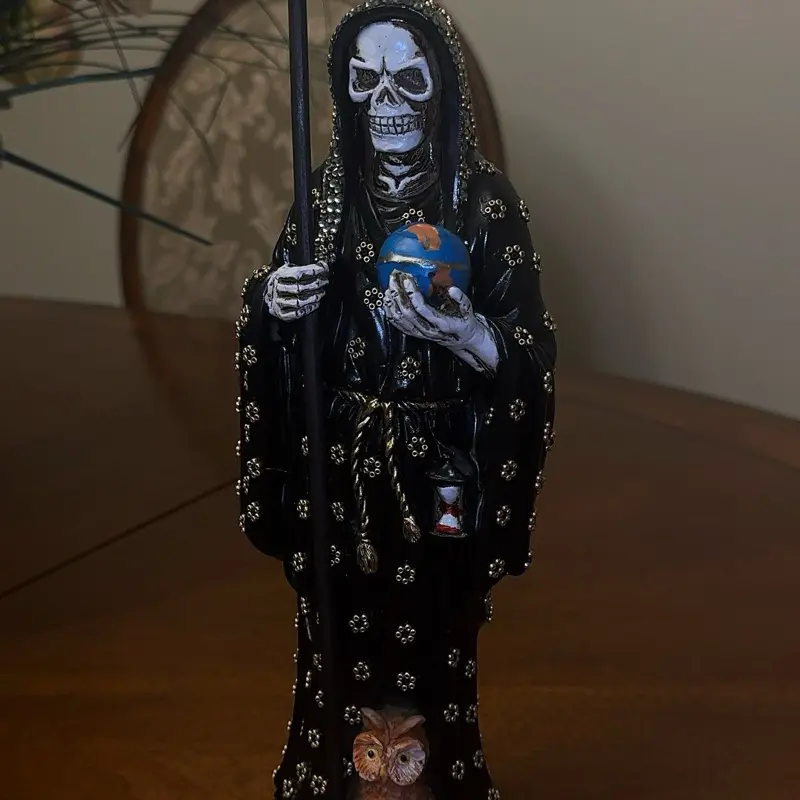 13-Inch Silicone Angel of Death Statue - 360-Degree Customizable, Detailed Art, Modern Home Decor Figurine
