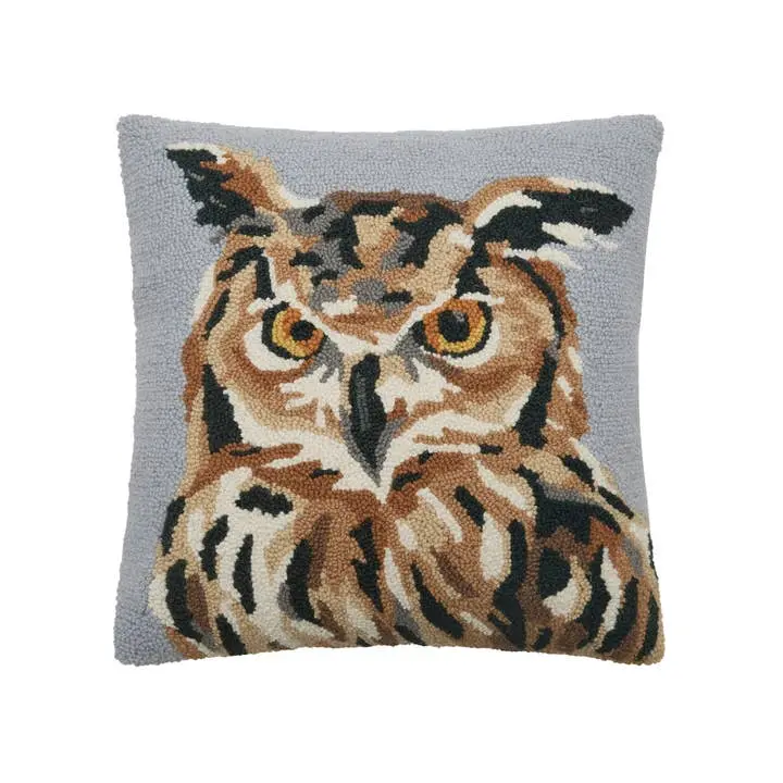 Peking Handicraft 30SJM11105C18SQ 18 x 18 in. Woodland Owl Poly Fill Hook Pillow, Multi Color