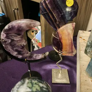 dream amethyst moon with stand