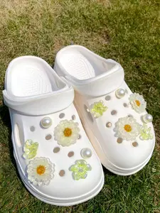 12 Piece Cute Fresh Flower Shoe Accessories DIY Detachable Shoe Decorations for Women, Perfect Party Gift, Fun Personalized Footwear