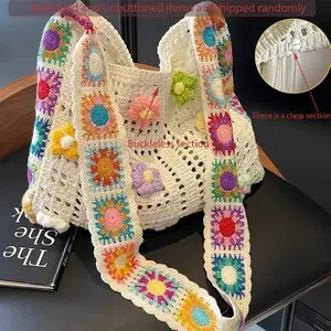 Retro Floral Patchwork Crossbody Bag for Women Boho Color Block Messenger Bag Lightweight Fabric Shoulder Tote Bag Casual Vintage Style Everyday Handbag for Travel Campus Shopping Daily Use
