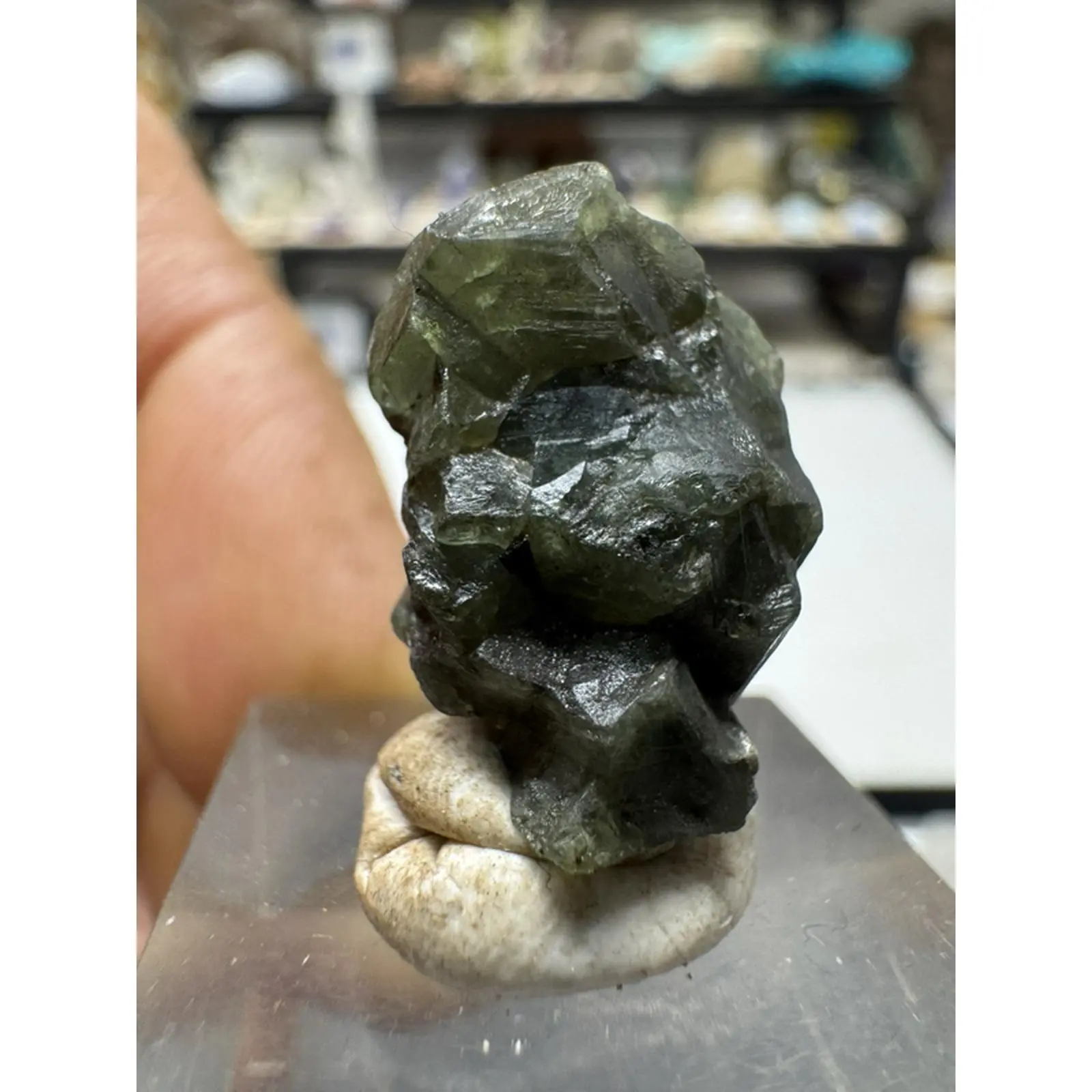 4 Gram Alexandrite Crystal Natural Gemstone for Collectors and Enthusiasts #5