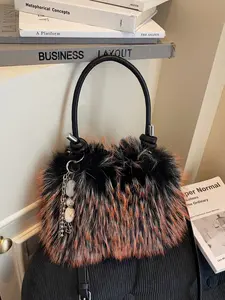 1pc New Fall/Winter Plush Shoulder Bag Elegant and versatile for daily commuting, shopping, dates, gifting, and gatherings Essential women's shoulder bag Elegant commuter bag