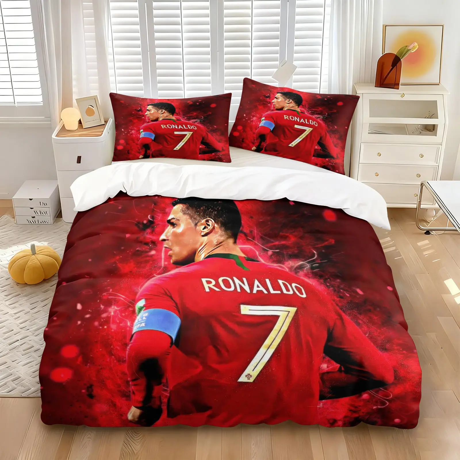 This C-Ronaldo-Themed Duvet Cover Set, Theme Bedding Set, Includes One and A Half Coreless Pillowcases, Brimming with Football Culture, Soft and Comfortable, Perfect for Bedrooms & Guest Rooms, All Seasons, Washable, Bed Sets Supplies