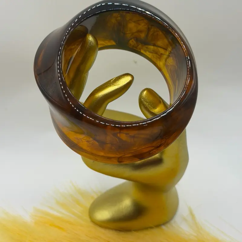 Bossy Chunky Acrylic Bangle ~Toffee