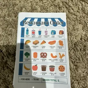 Set of 8 Play pretend notepads.