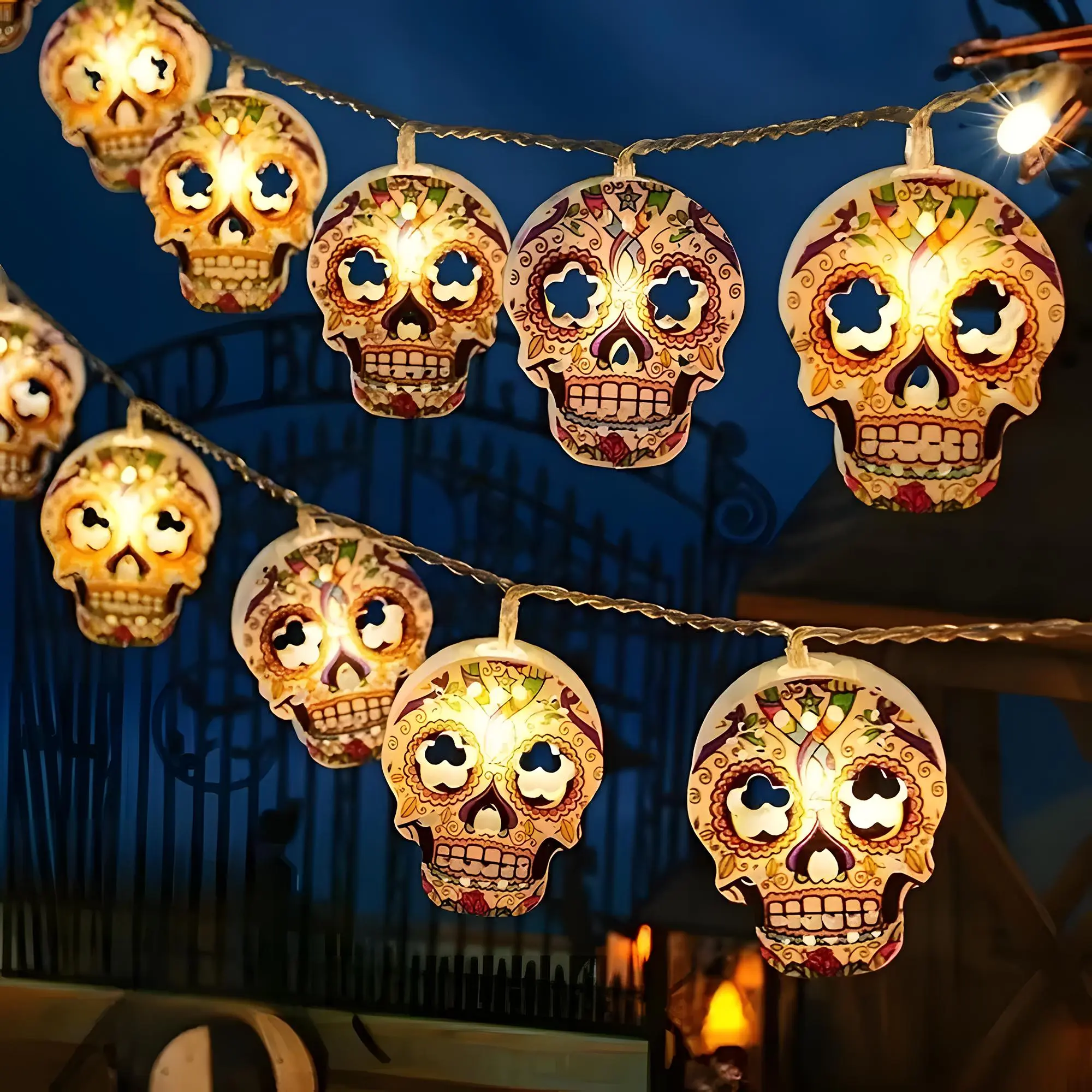 Skull Design Hanging Light, 1 Count Battery Powered Skull String Light, Decorative Hanging Light for Home Party Festival, Home Decor, Festive Home Decoration, Decorative Lights, Party Decorations, Ornaments, Halloween