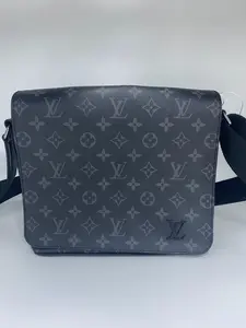 Pre-owned Louis Vuitton canvas Small Leather Goods Monogram Eclipse District PM QQ279N