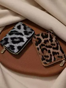 Leopard print multi slot short coin purse, portable waterproof large capacity ID bag, simple and elegant style storage bag, unisex wallet, excellent birthday gift, suitable for daily use when going out