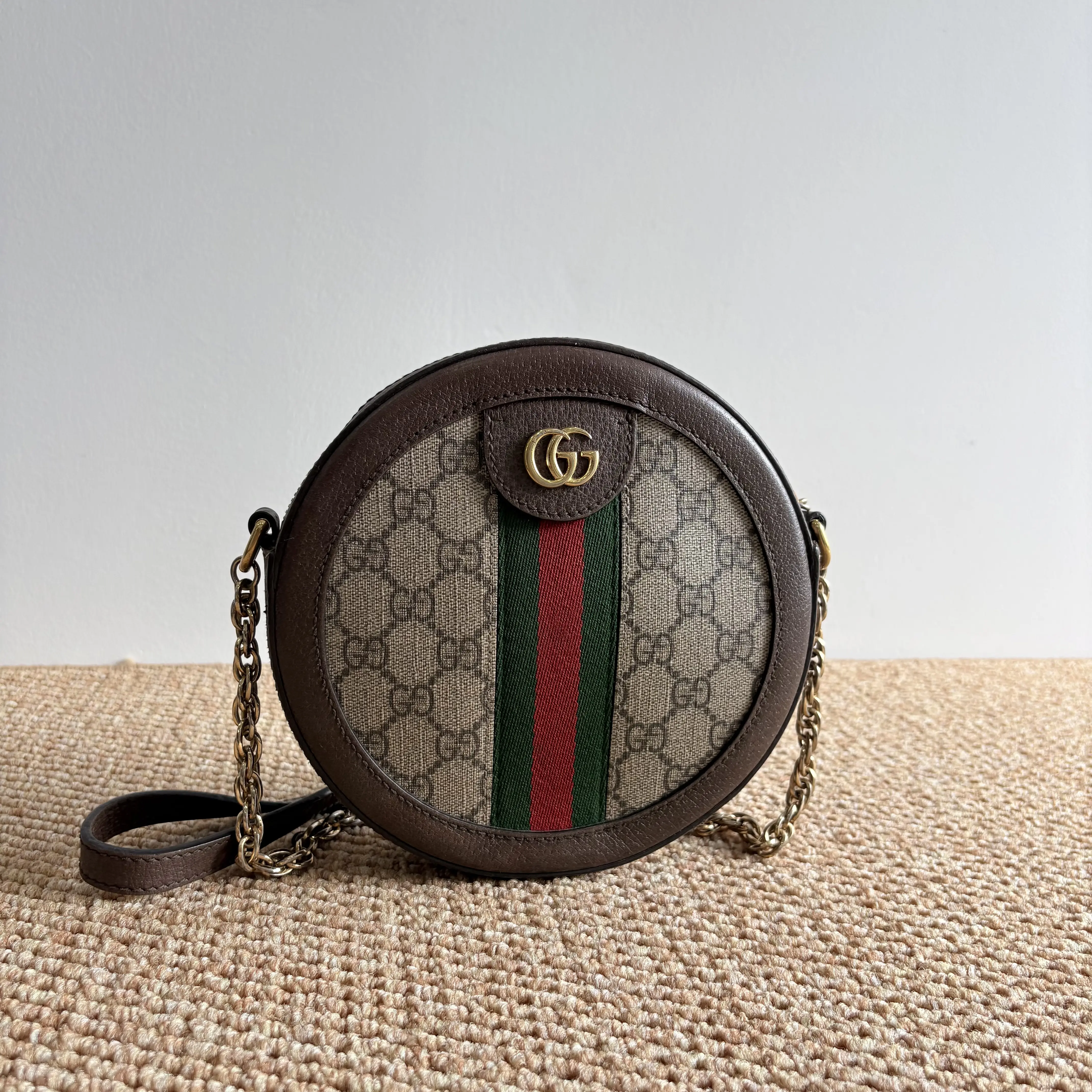 Pre-owned GUCCI Ophidia GG Supreme Round Crossbody Chain Bag