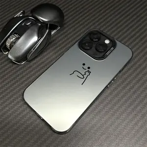 Cute middle finger little person Suitable for iPhone 16pro Pro Max 15 14 13 12 11 Anti fall phone case