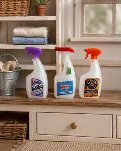 1:12 Scale Miniature Cleaning Spray Bottles, Dollhouse Laundry Room Decor