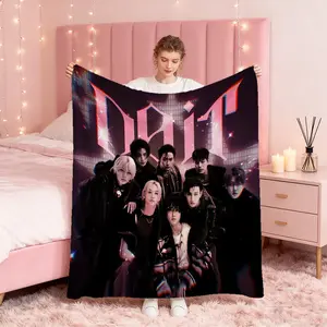 Stray  Neon Light Creative Theme Flannel Blanket - Pattern Digital Print Flannel Throw Blanket, Soft and Warm, Reusable Nap Blanket, Perfect Gift for Valentine's Day, Easter, , St. Patrick's Day, Halloween, Christmas, Suitable for Sofa