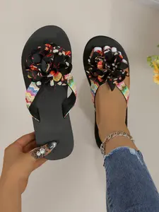 Women's Handmade Flower Thick Sole Non-Slip Sandals, Comfortable Beach & Pool Shoes, Fashion Summer Footwear