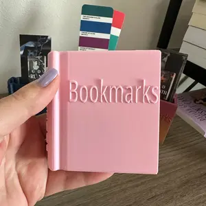 Creative Bookshelf Shaped Bookmark Holder, Office Desk Accessory with Fun Bookmarks, Perfect Gift for Book Lovers Readers Teachers