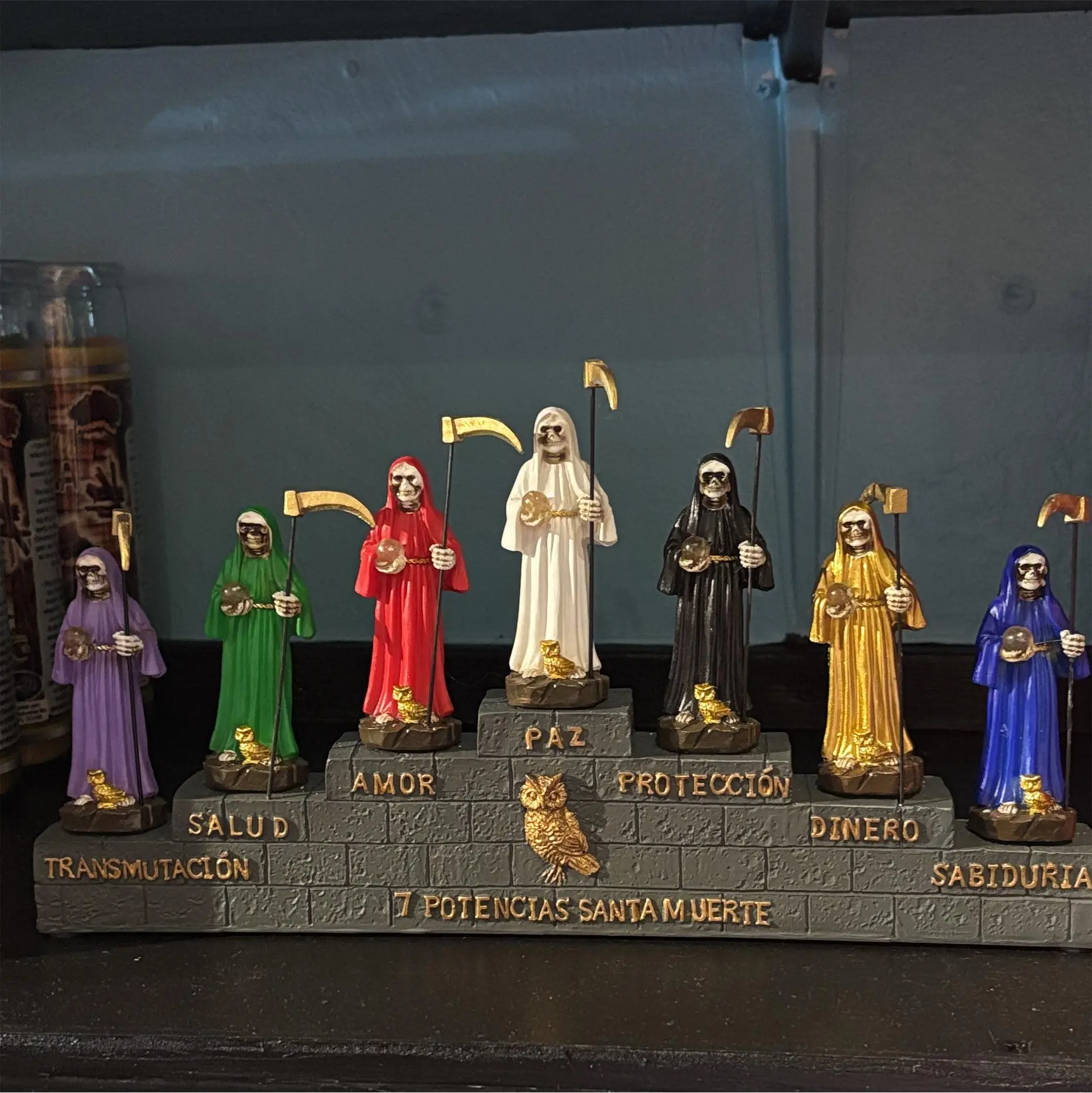 Santa Muerte 7 Powers Statue, Room Decor Statue, Home Decoration Collectible, Art Figurine, Witchy Decor for Day of the Dead Home Supplies, Luck