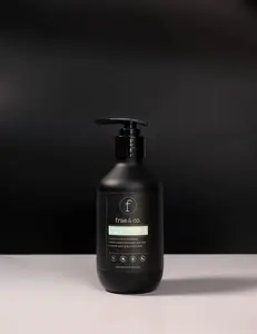 Frae & Co. Extension Perfection Shampoo - Gentle Cleanser for Natural Hair & Extensions - Nourishing Formula for Softness & Manageability - 250ml Bottle