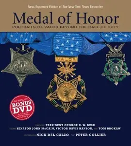 USED Book - Medal of Honor: Portraits of Valor Beyond the Call of Duty by Peter Collier (Hardcover) - english