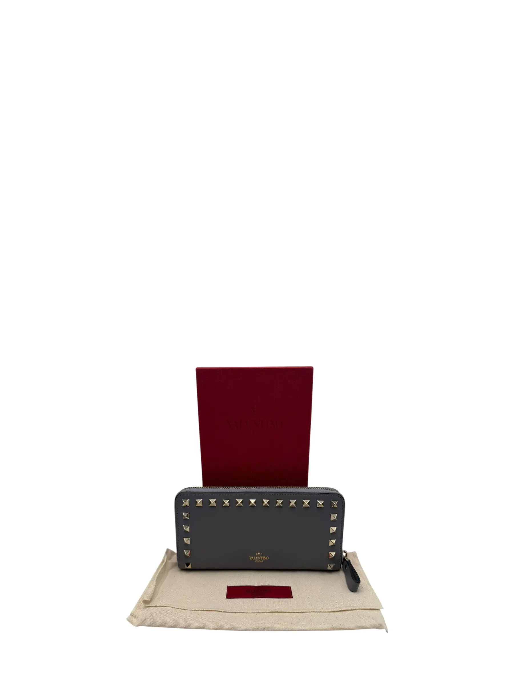 Pre-owned Valentino CALFSKIN LEATHER Small Leather Goods ROCKSTUD ZIP AROUND WALLET IN GREY