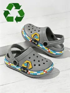 Comfortable Clogs for Boys and Girls, Stylish and Versatile Slip-On Summer Beach Shoes, Casual Outdoor Sandals, Ideal for Outdoor and Water Activities