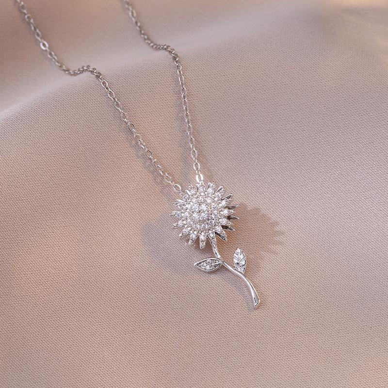 Classic Sunflower Cubic Zirconia Pendant Necklaces For Women Gold Color Alloy Rotate Necklace Elegant Jewelry
