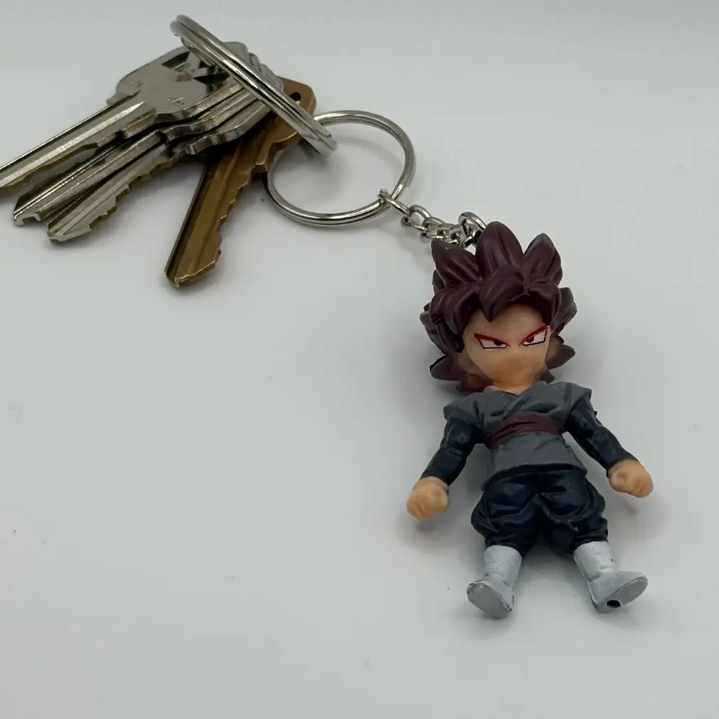 Dragon Ball Z Keychain - Original Design with Character's Name and Logo - Ideal for Collectors and Fans