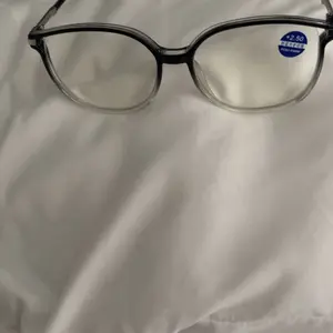 Unisex Comfortable Durable Reading Glasses, Fashion Eyewear, Frame Glasses, +1.0 to +4.0 Diopter, Office and Screen Use