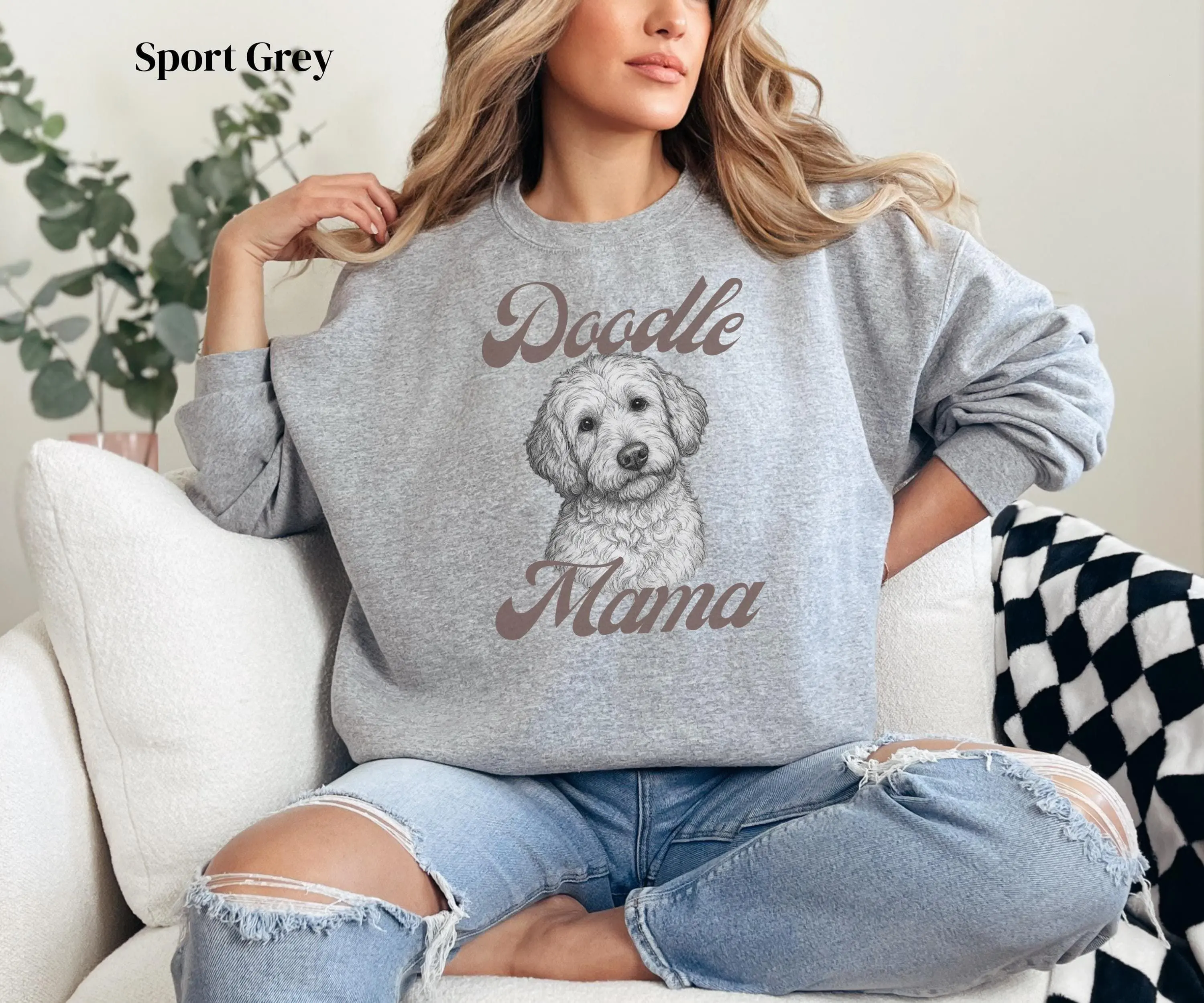 Golden Doodle Mama T-Shirt, Sweatshirt, Hoodie - Personalized Labradoodle Mom Crewneck, Dog Mom Gift, Cozy Doodle Lover Pullover