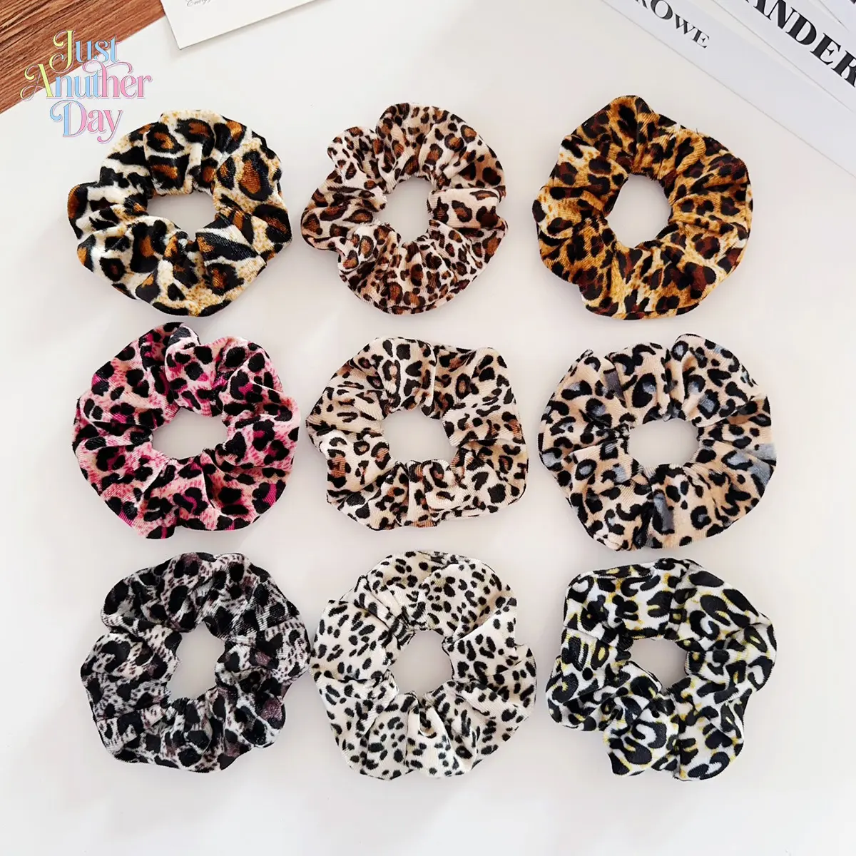 Leopard Pattern Hair Scrunchies, Casual Versatile Hair Accessories for Women, Minimalist Headwear Suitable for Thick Hair, Fashion Hair Accessories for Party, Ponytail Hairstyle
