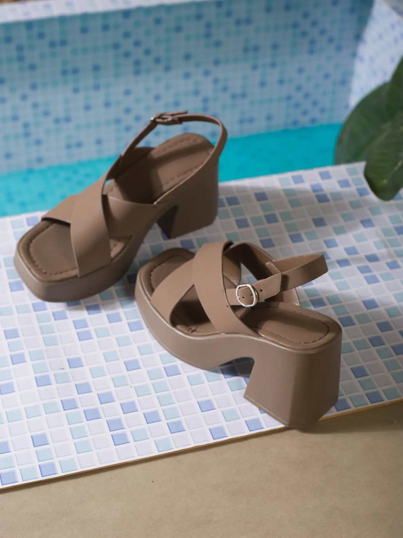 Women's Cross Strap Platform Block Heel Elegant Heeled Sandals, Open Toe Adjustable Ankle Buckle Heels, Wide Fit Footwear with Large Size Options, Roomy Toe Box, Supportive Heel for All-Day Comfort