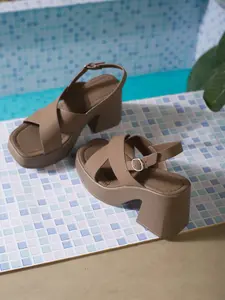 Women's Cross Strap Platform Block Heel Sandals, Open Toe Adjustable Ankle Buckle Heels, Wide Fit Footwear with Large Size Options, Roomy Toe Box, Supportive Heel for All-Day Comfort