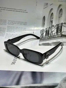 Punk Style Skull Design Rectangle Frame Sunglasses, Trendy Casual Full Rim Sunglasses for Everyday Use, Fashion Accessories for Party Decor