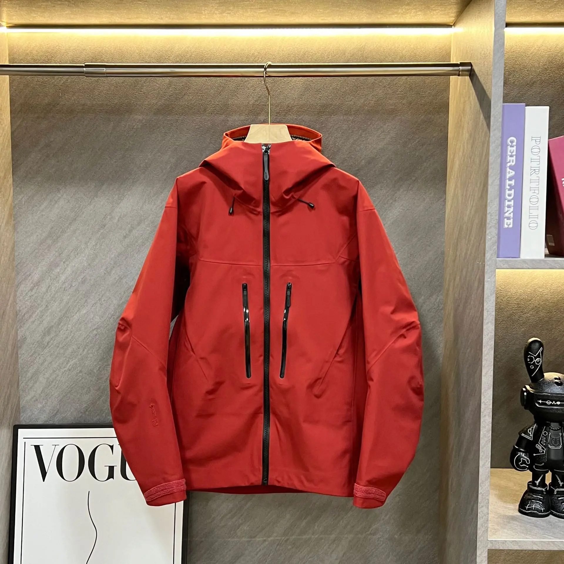 Men's and women's outdoor hardshell windproof and waterproof jacket, with down lining, workwear Men's and women's outdoor hardshell windproof and waterproof jacket, with down lining, workwear