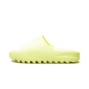 Yeezy Slide "Glow" GX6138