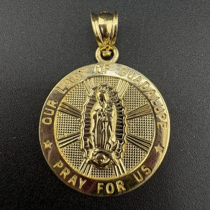 10k Gold Pendant, Unisex Carat Gold Jewelry Accessory, Perfect Gift for Adults, Daily Wear Neckwear Pendant