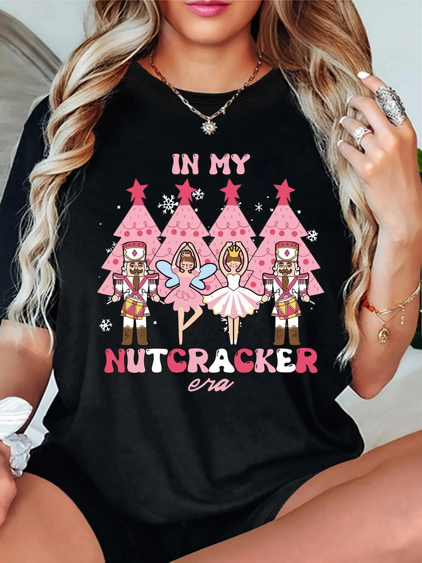 Women's Graphic T-shirt with Nutcracker Ballet Print, 100% Cotton Casual Round Neck Short Sleeve Design for Layering Under a Jacket, Cute, Fabric, Digital Print, Breathable, Relaxed, All Seasons, High-Res Print, Loose-Fitting