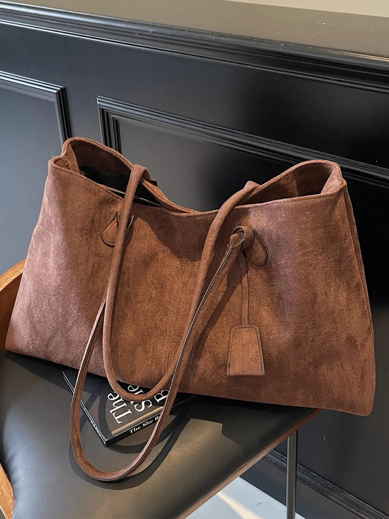 Women's Solid Color Shoulder Bag, Fashionable Temperament Large Capacity Tote Bag, Simple Retro Style Shoulder Bag for Work, School, Daily Commuting