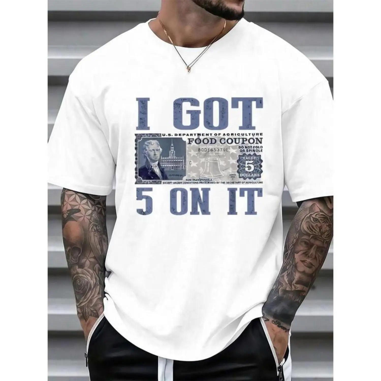 Loose Fit Cotton Graphic T-Shirt Featuring Vintage Currency Print with "I Got 5 on It" Design Ideal for Casual Wear and Holiday Gifting