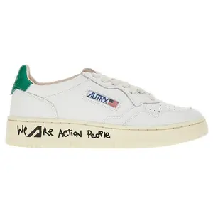 AUTRY Women's Low-Top Round-Toe Lace-Up Flat Skate Shoes in White Trending Shoes, House White Official Shoes to Get / Maison Mihara