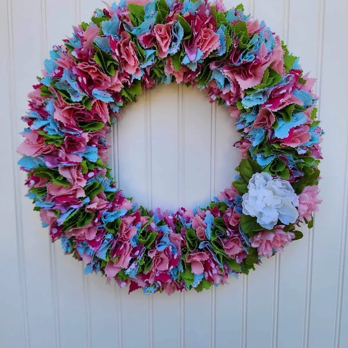 16” Bright Fabric Wreath