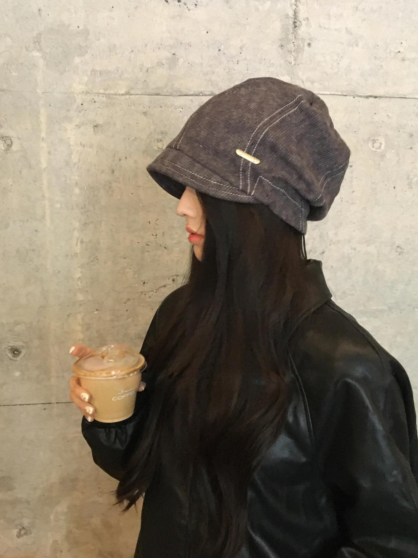 Retro-style Fisherman's Hat for Women Black Casual Street Style Flattering Slimming Pile Beanie Perfect for Autumn Winter
