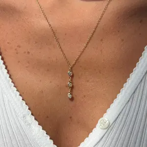 EVRY JEWELS Gold or Silver Plated Women's Hypoallergenic Ava Necklace