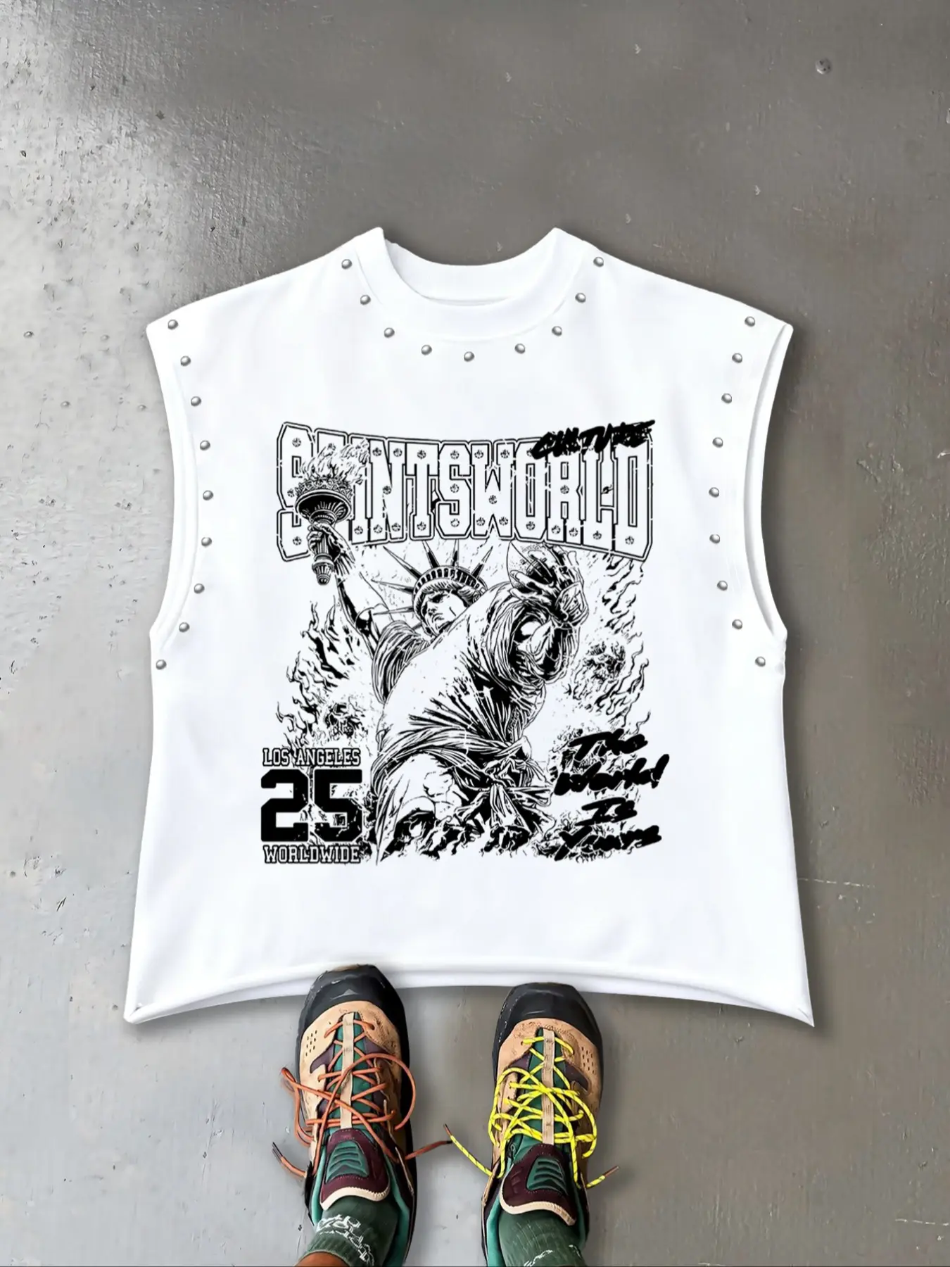 Unisex Fitted Sleeveless Vest Fitness Tank Top with Rivet Design, American Street Style Sun Goddess Graphic Print, Casual Gym Wear, Daily Streetwear