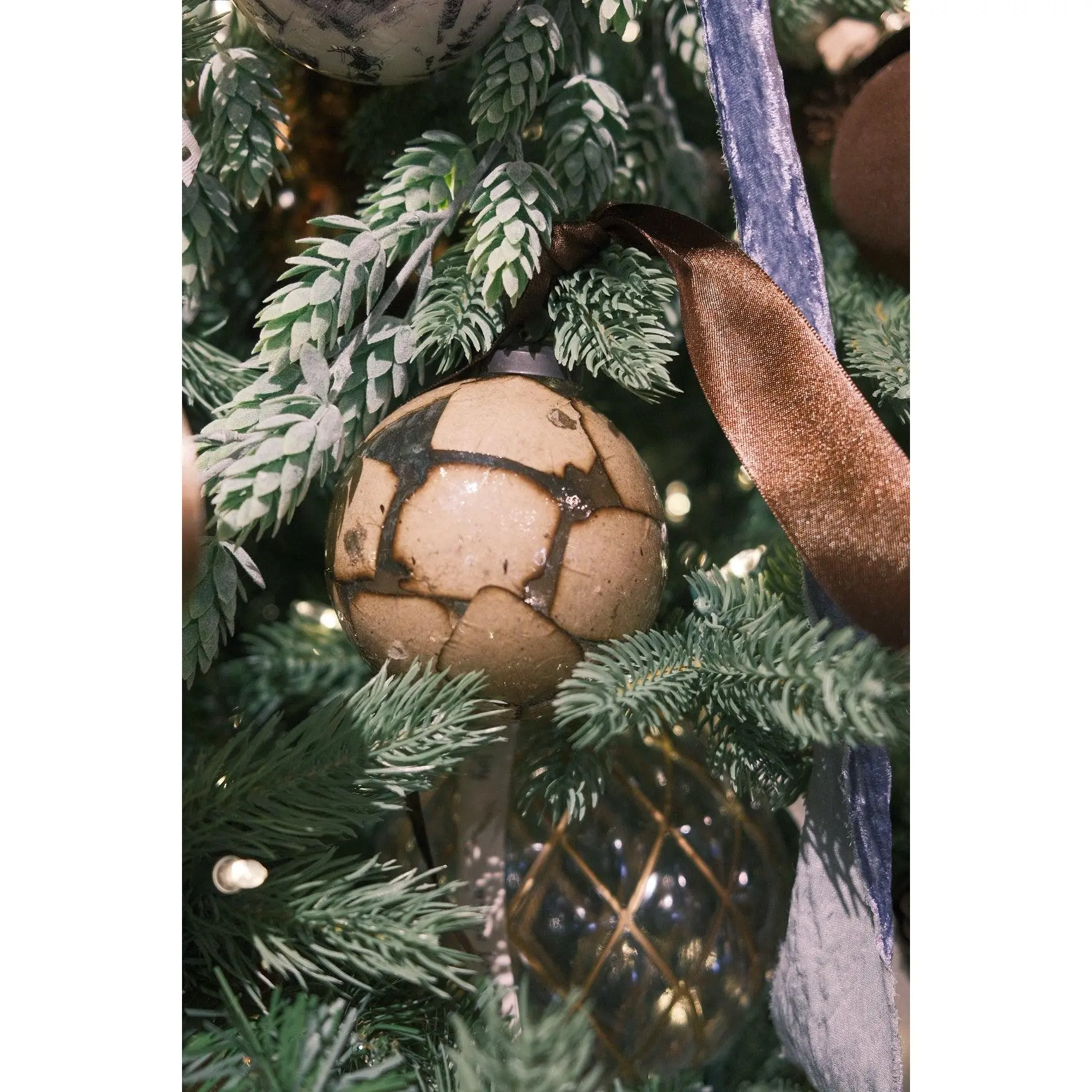 Mosaic Paper Ornament