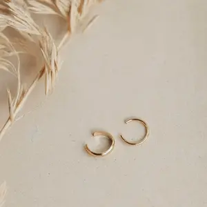 Hello Adorn Ear Cuff Duo Set - Any Occassion Jewelry - Women's Fashion Accessory - No Piercing Double Earring