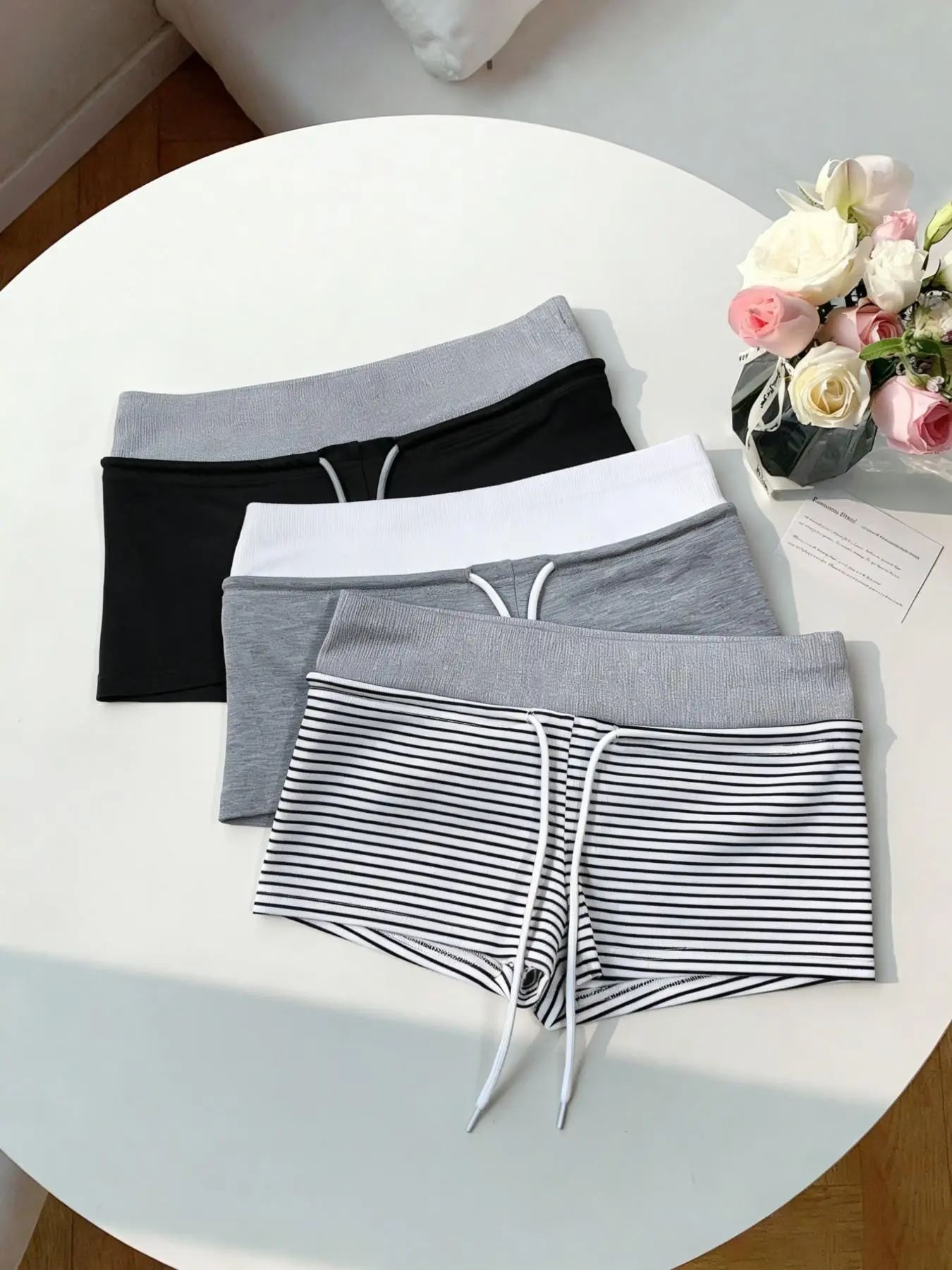 Women's Fashion Low Waist Drawstring Colorblock Shorts Set, Spring Summer Slim Fit Yoga Running Dance Sport Pants, Casual Striped Short Pants, Athleisure Casual Shorts, Active Shorts, Adjustable Shorts