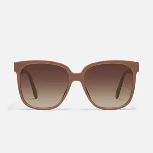 QUAY - Wide Awake Square Frame Sunglasses with Universal Nose Pads & Standard Arms for All-Day Wear