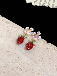 「Cute Strawberry Flower Earrings, Enamel Design, Summer New Style, Perfect for Any Occasion, Festival Gift🎁, Pair Set」