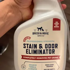Rocco & Roxie Extreme Stain & Odor Eliminator | Clean Carpets, Floors and Sofas